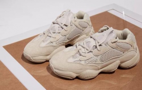 ����yeezy���ư���Ҫ��yeezy����Ь���а�ʵս����