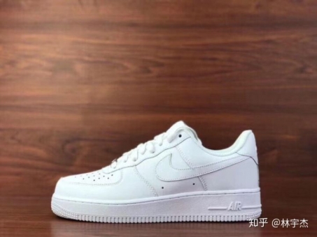 �����Դ������Nike��Ь�վ�һ�Ŵ���ɫ