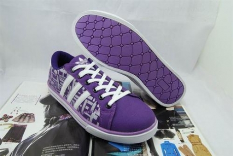 ����Ь�û���Ȫ�ݣ���������Ь����Ʒ