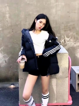 穿出自信,各种潮牌服装批发招代理,自有工厂一件代发 穿出自信,各种潮牌服装批发招代理,自有工厂一件代发