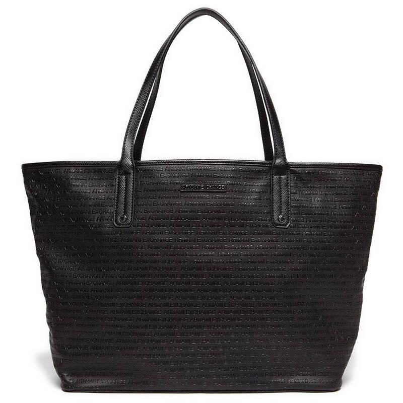 Celine box mini 焦糖很小巧、很袖珍,但基本东 Celine box mini 焦糖很小巧、很袖珍,但基本东