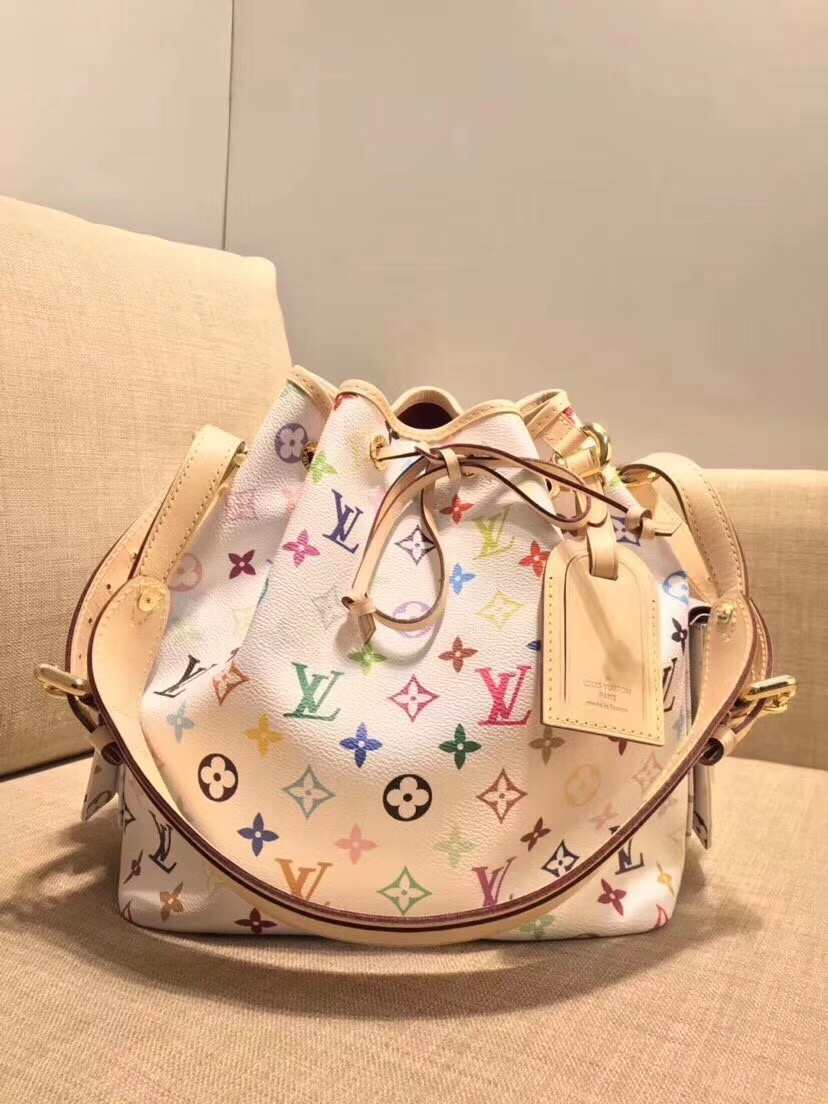 gucci包包哪里有买,古驰包包经典款图片女 gucci包包哪里有买,古驰包包经典款图片女