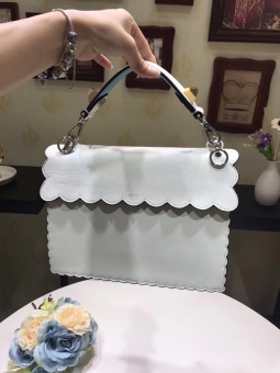 ����ɹ����4��