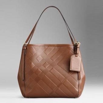 Kipling ����������˫����Զ๦�ܰ� �ؼ۰��ʶ�ɫ��ѡ