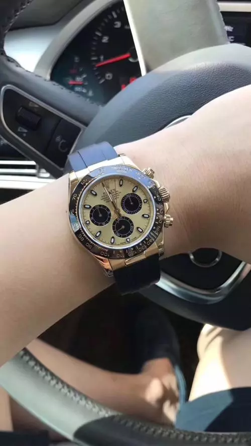 ��ʫ�����б��۸����Ǯ��
