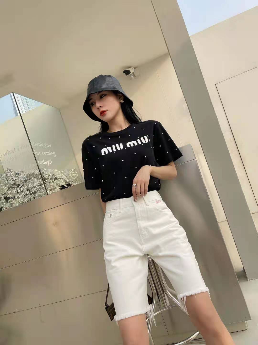 休闲风格套装,奢侈品原单服装一手货源 休闲风格套装,奢侈品原单服装一手货源