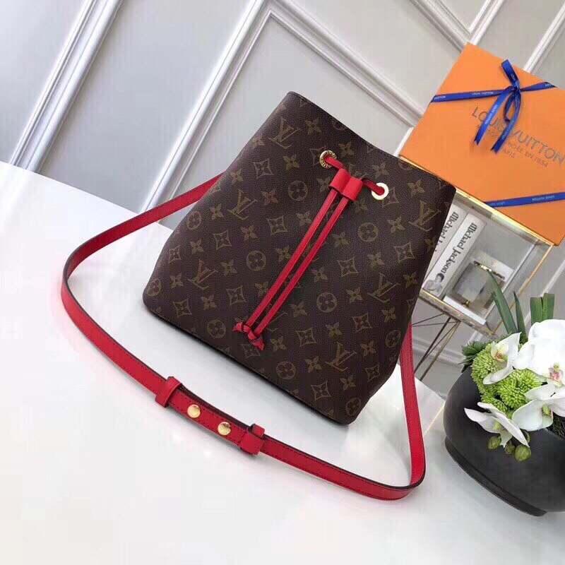 LV女包,水桶包,NOE老花顶尖*****奢侈品斜跨水桶包 LV女包,水桶包,NOE老花顶尖*****奢侈品斜跨水桶包