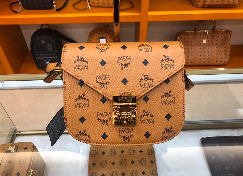 MCM邮差包,广州专柜级品质工厂货源免费代理 MCM邮差包,广州专柜级品质工厂货源免费代理
