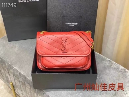 YSL圣罗兰包包,厂家货源,专柜质量!原厂皮五金 YSL圣罗兰包包,厂家货源,专柜质量!原厂皮五金