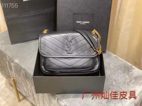 圣罗兰YSL NIKI中号链条包包,原厂羊皮,超精致 圣罗兰YSL NIKI中号链条包包,原厂羊皮,超精致