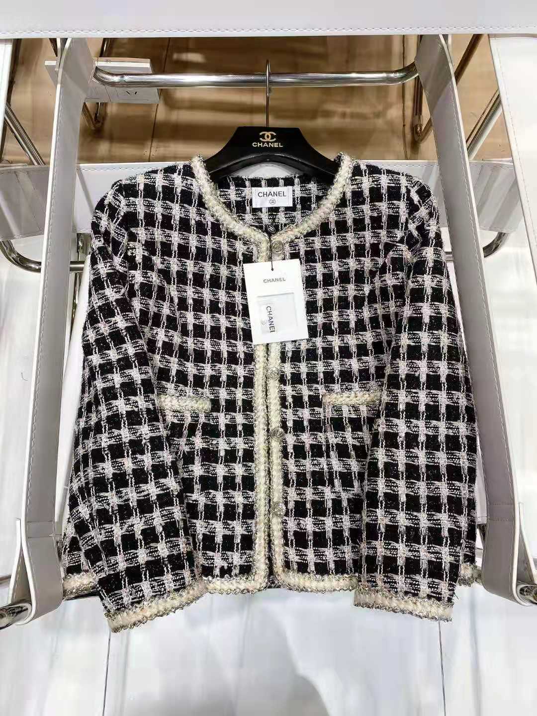 免费代理原单奢侈品女装,厂家一手货源 免费代理原单奢侈品女装,厂家一手货源