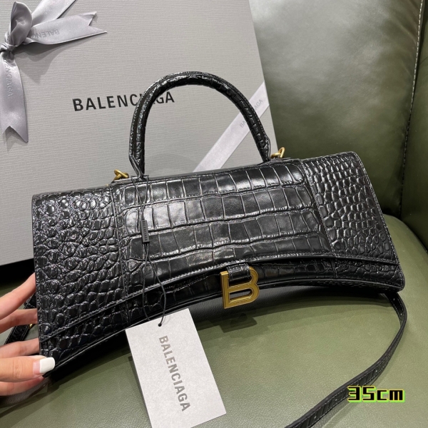 广州原单包包CITY KEEPALL 手袋 M58747蓝色 广州原单包包CITY KEEPALL 手袋 M58747蓝色