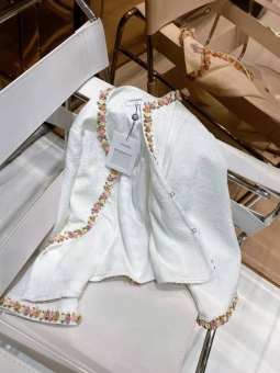 厂家批发奢侈品女装拿一手货源 厂家批发奢侈品女装拿一手货源