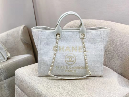 最全奢侈品广州批发厂家,一件也是批发价 最全奢侈品广州批发厂家,一件也是批发价