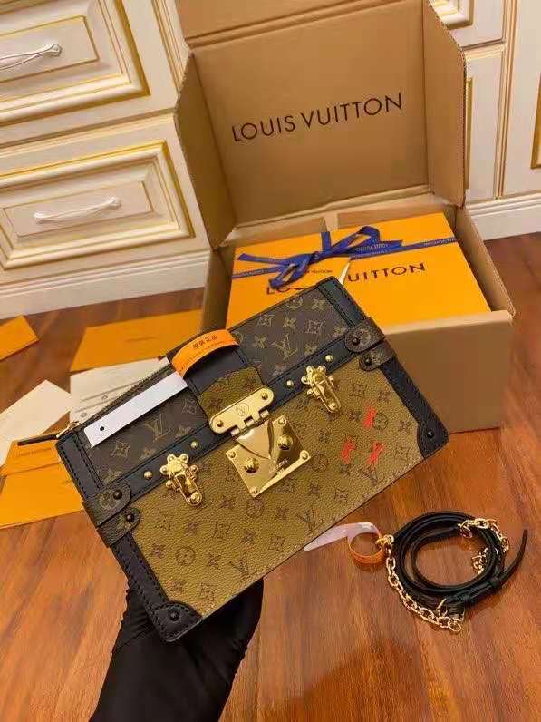 一手厂家货源LV路易威登精品货厂家,一件免费代发 一手厂家货源LV路易威登精品货厂家,一件免费代发