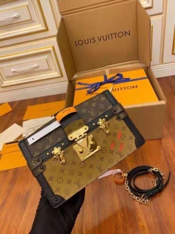 一手厂家货源LV路易威登精品货厂家,一件免费代发 一手厂家货源LV路易威登精品货厂家,一件免费代发