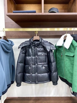 �ҵ�Fendi�·�����Ǯ�۸��ݳ�ƷŮװһ�ֻ�Դ
