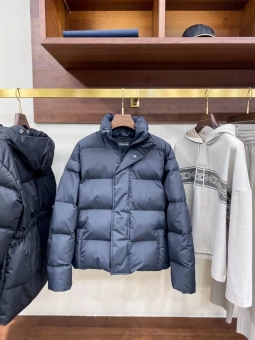过验奢侈品版本,一手货源招男装微商代理 过验奢侈品版本,一手货源招男装微商代理