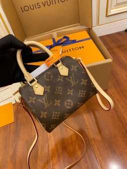 奢侈品LV包包哪里有一手厂家货源的?质量怎么样? 奢侈品LV包包哪里有一手厂家货源的?质量怎么样?