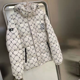 一手厂家货源一手厂家货源一手货源,服装款式多多 一手厂家货源一手厂家货源一手货源,服装款式多多