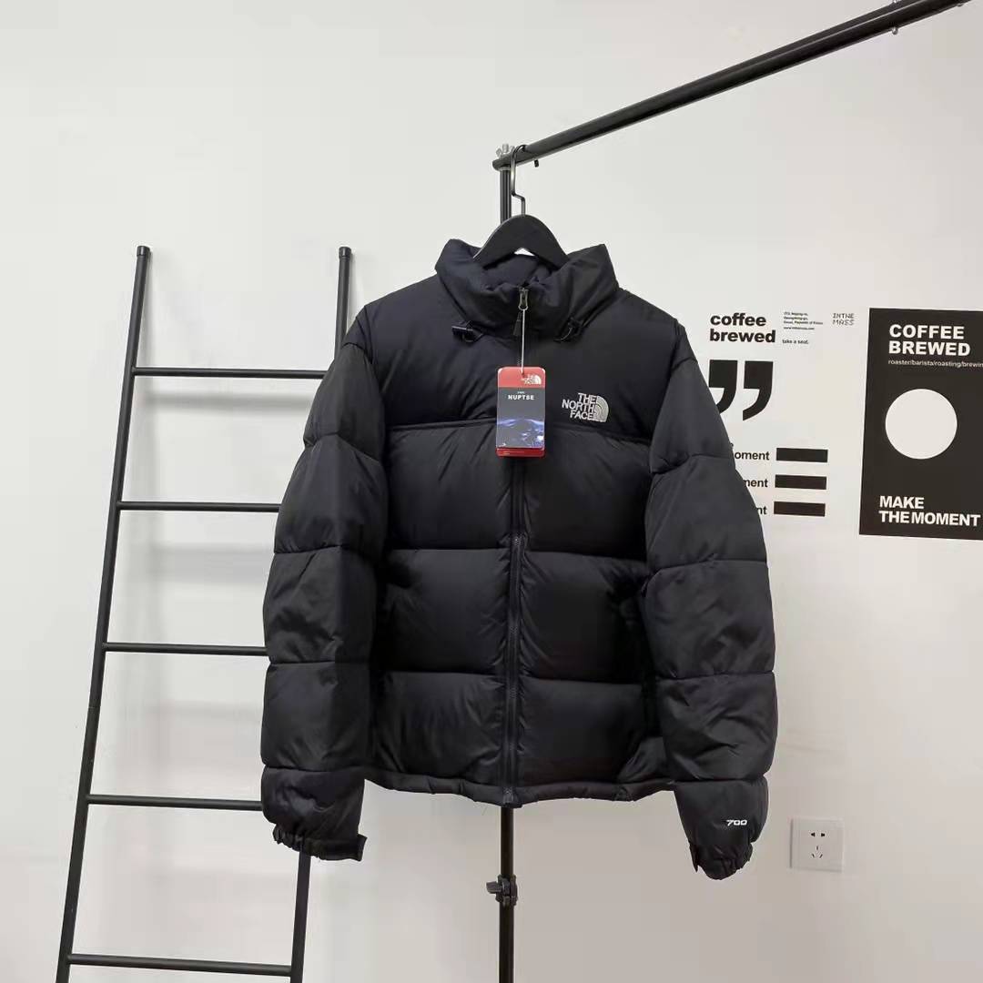 挺括版型,一手厂家货源一手厂家货源面料精选,服装一手货源 挺括版型,一手厂家货源一手厂家货源面料精选,服装一手货源